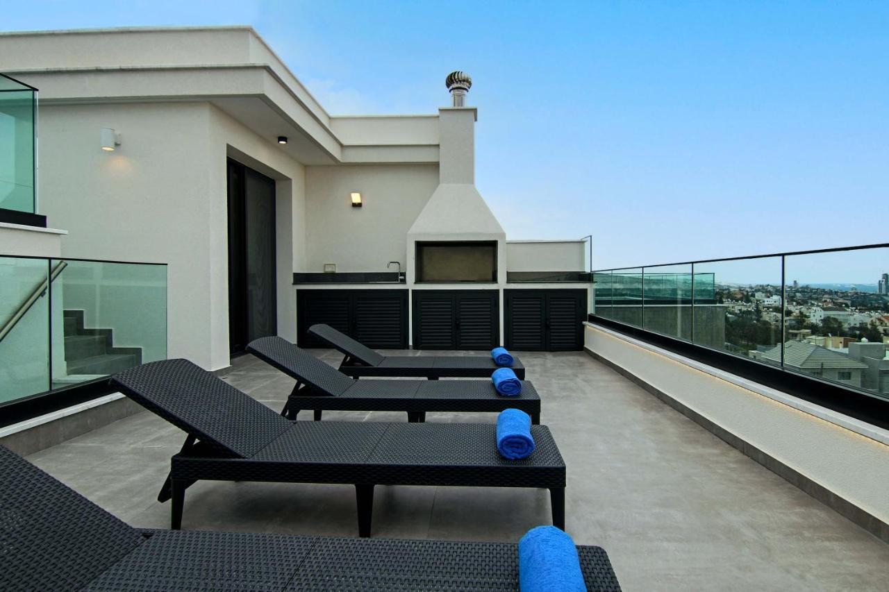 Phaedrus Living: Sea View Anna 301 Apartament